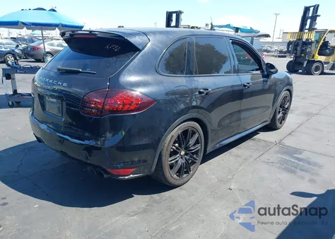 2013 Porsche Cayenne Gts z USA, uszkodzony, nr VIN WP1AD2A2XDLA75120